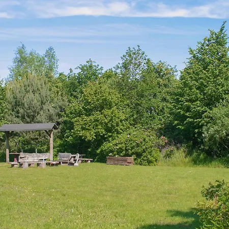 Hirschburg 2 * Ribnitz-Damgarten